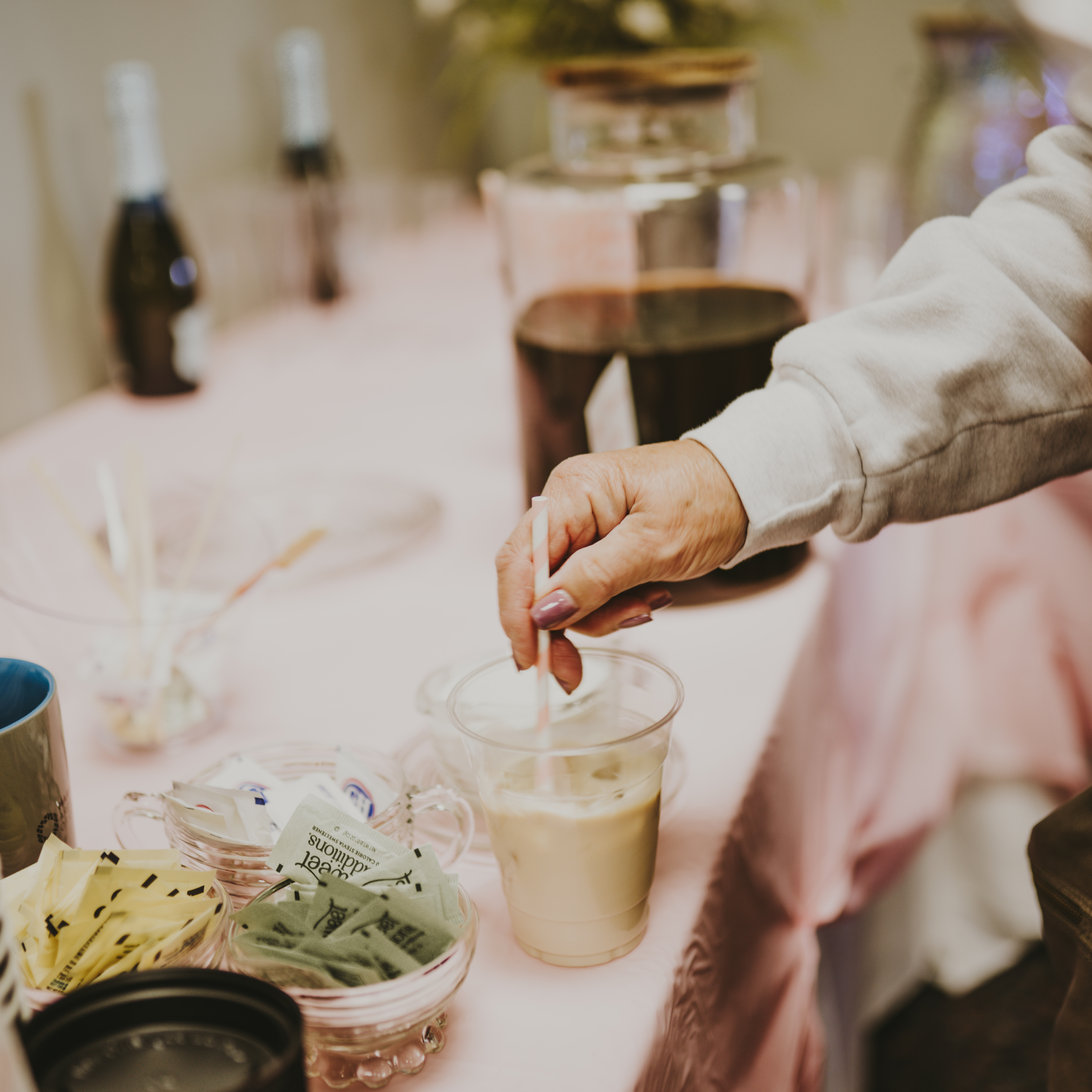 Mother's Market - logo